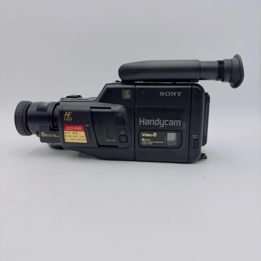 Sony Handycam Camera CCD-F45Video Camcorder For Parts Not working Not Tested